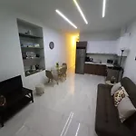 Modern Apartment In The Center Of Heraklion A