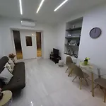 Modern Apartment In The Center Of Heraklion A
