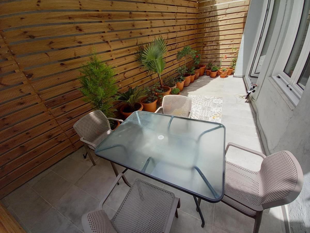 Modern In The Center Of A Appartement *
